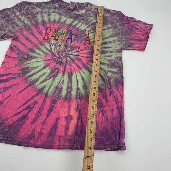 Bahamas Embroidered Tie Dye Short Sleeve T-Shirt Size Medium Adult Pink Green M - Picture 7 of 7
